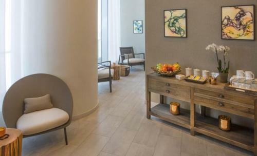 Apartamento Incredible And Spacious Two Bedroom Beach Front!