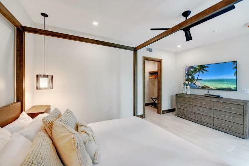 Hotel Bali Hai Beachfront Resort And Spa