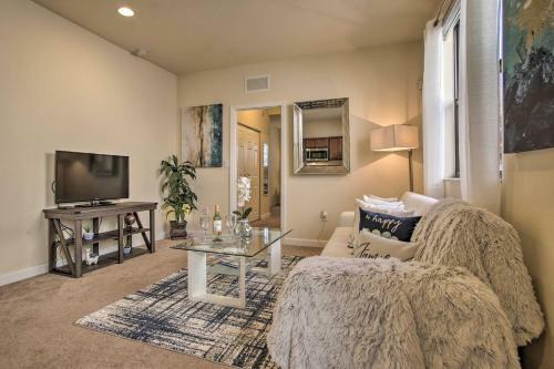 Bright South Florida Getaway Near Parks And Bay