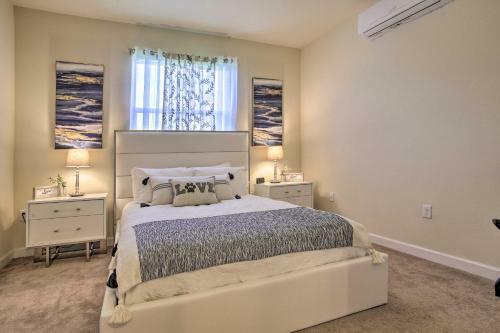 Bright South Florida Getaway Near Parks And Bay
