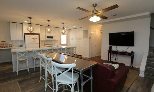 Indian Pass Subdivision Homes - Pet Friendly By Pristine Properties