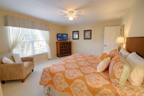 8960 Paradise Palms