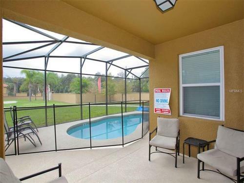 Kissimmee Villa Sleeps 10 Pool Air Con Wifi