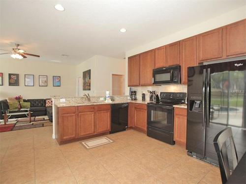 Kissimmee Villa Sleeps 10 Pool Air Con Wifi