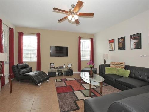 Kissimmee Villa Sleeps 10 Pool Air Con Wifi
