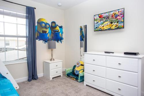 Four Bedrooms W/ Pool Storey Lake Resort 4902