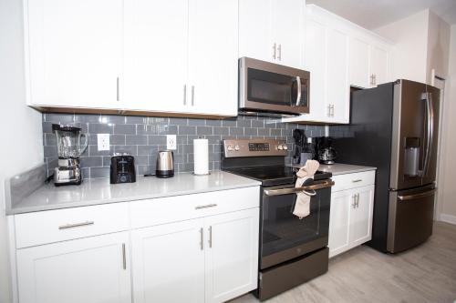 Four Bedroom Close To Disney W/ Pool 4969