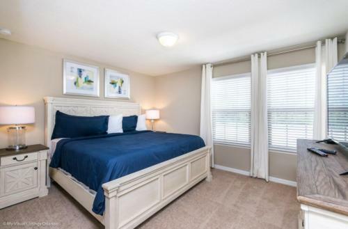 Stay Door Steps From Disney In de Leon Pool Retreat