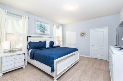 Stay Door Steps From Disney In de Leon Pool Retreat