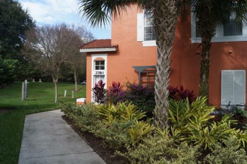 Emerald Oasis Townhouse