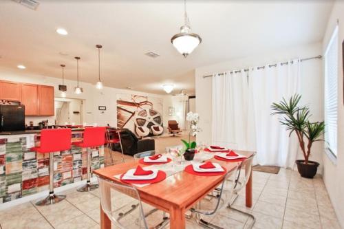 Las Fuentes Drive House #267163 Home