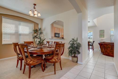 Kissimmee Villa Sleeps 12 Pool Air Con Wifi