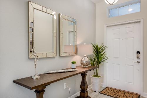 Villa Stunning 5 Bedroom Home At Storey Lake