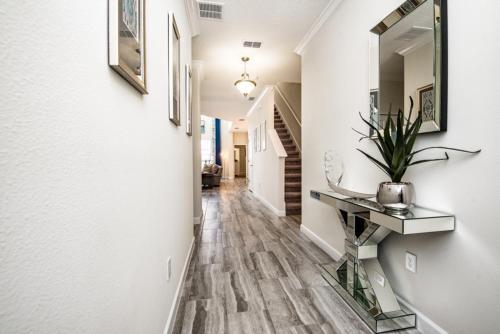 King Castle Villa #230920