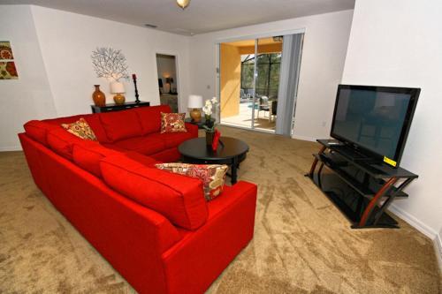 Villa 5 Bed Home At Calabria 9110