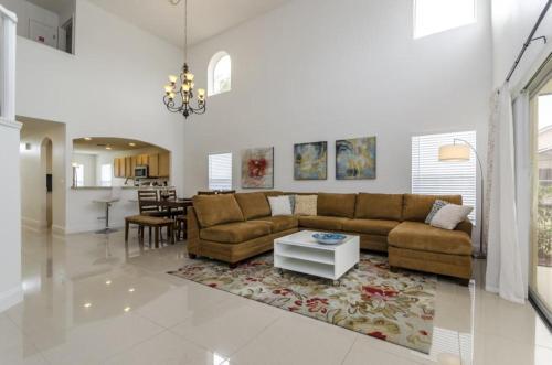 950 Lake Berkley Drive Villa #221678 Villa