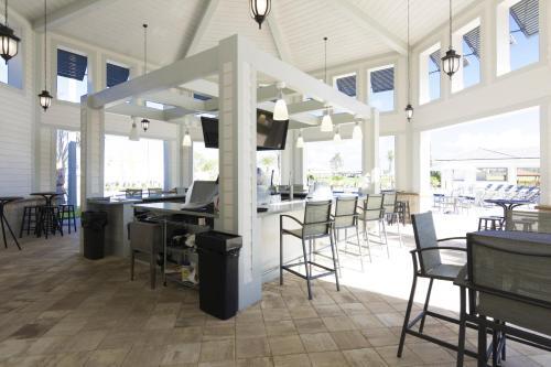 Awesome Apartment At Storey Lake (273067)