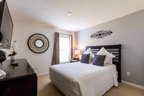 Kissimmee Villa Sleeps 8 Pool Air Con Wifi