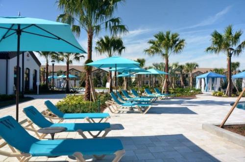 Menton Loop Villa Westside 7591e