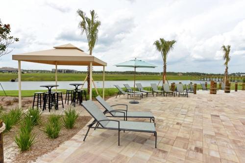 Luxury 5 Bedrooms Villa At Storey Lake