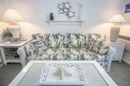 Duck Key Sunrise Apartment With Ocean Views