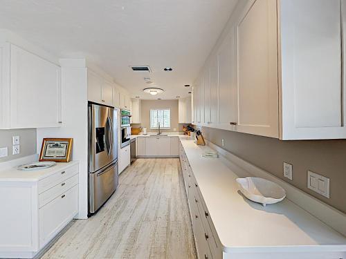 New Listing! Canal-front Retreat With Dock, Balcony Home