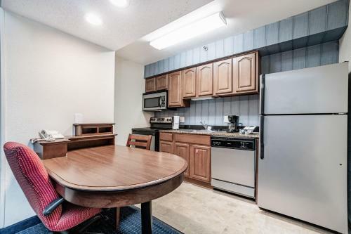 Apartamento Doral Inn And Suites