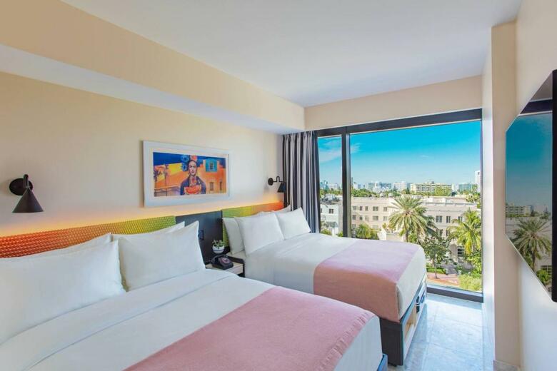 Hotel Moxy Miami South Beach