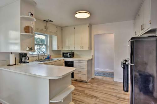 House In Historic District, Walk To Marina!