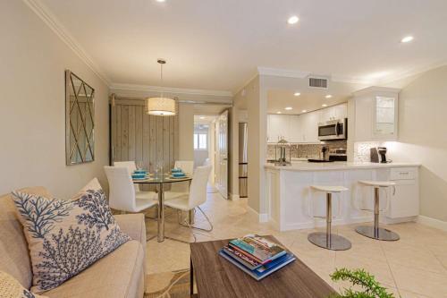 Castleton Gardens- 2nd Floor