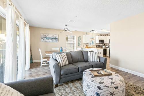 Sunset Harbour Villas 4-423