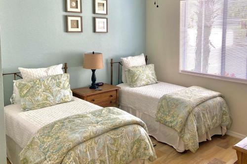 Luxury Golf Villa In Beautiful Lely Resort!