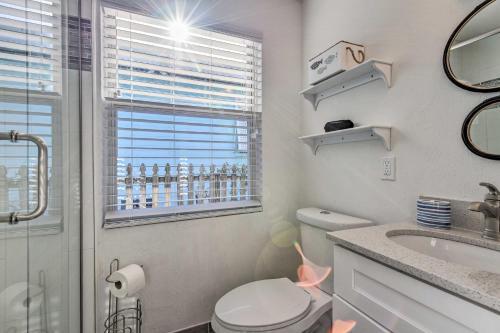 Renovated Home - Steps To New Smyrna Beach!