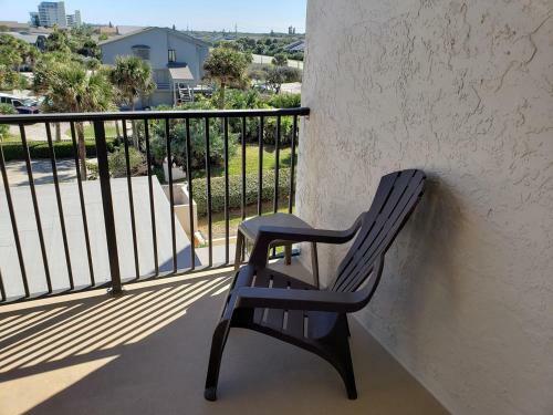 Hacienda Del Sol II - 405