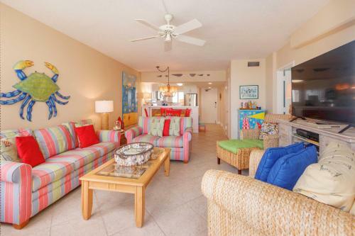 Apartamento Beachfront New Smyrna Condo With Ocean Views And Pool!