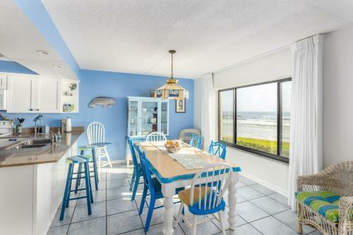 Apartamento 125 Errol By The Sea 2bdrm 2bath Ocean Front Condo