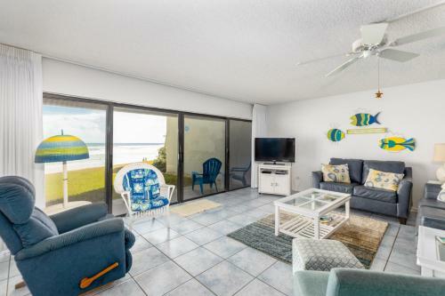 Apartamento 125 Errol By The Sea 2bdrm 2bath Ocean Front Condo