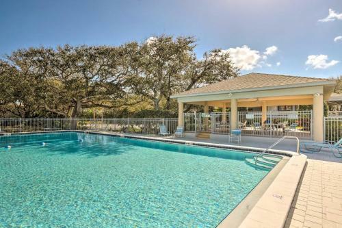 Apartamento Coastal New Smyrna Beach Condo With Pool Access
