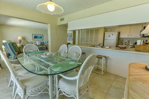 Apartamento 525 Errol By The Sea 2bdrm 2bath Ocean Front Condo
