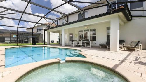 6br Windsor Hills Villa