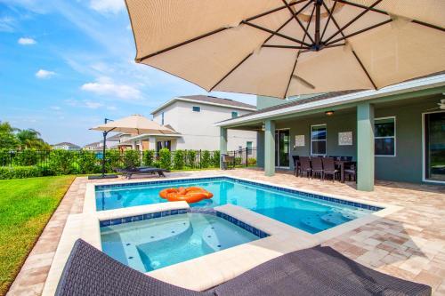 Encore Resort 8 Bedroom Vacation Home With Pool (2104)