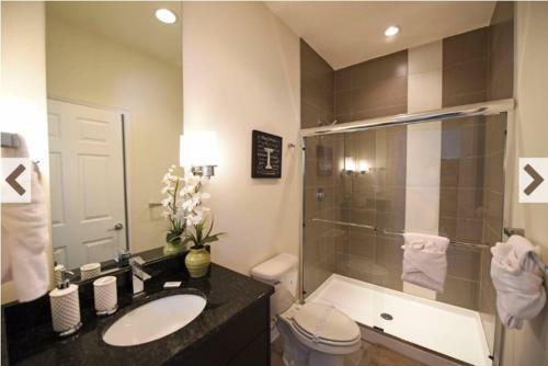 Modern 3 Bedroom 3 Bath Town Home Near Disney