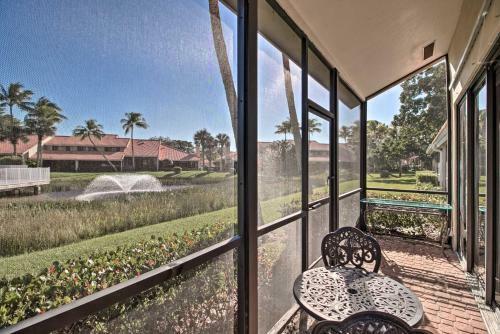 Relaxing Palm Beach Getaway With Pool Access