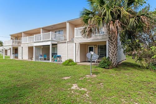 Deluna Court Getaway