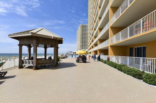 Treasure Island 2202