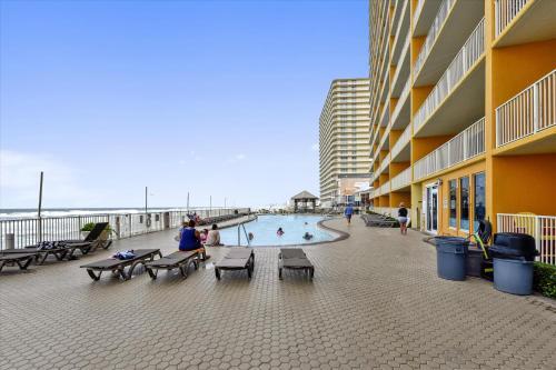 Treasure Island 0404