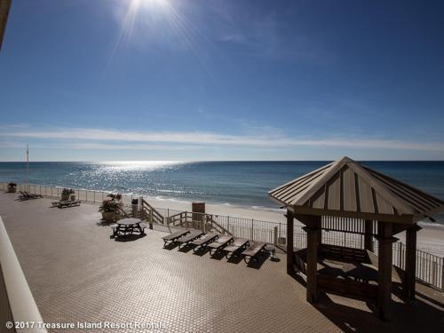Treasure Island 0205