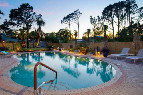 Tickled Turtle Beach House (3/2)