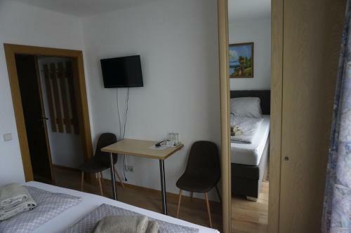 Hostal Pension-ferienwohnung Rotar