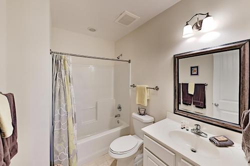Apartamento Stunning All-suite Getaway With Pool, Private Beach Condo